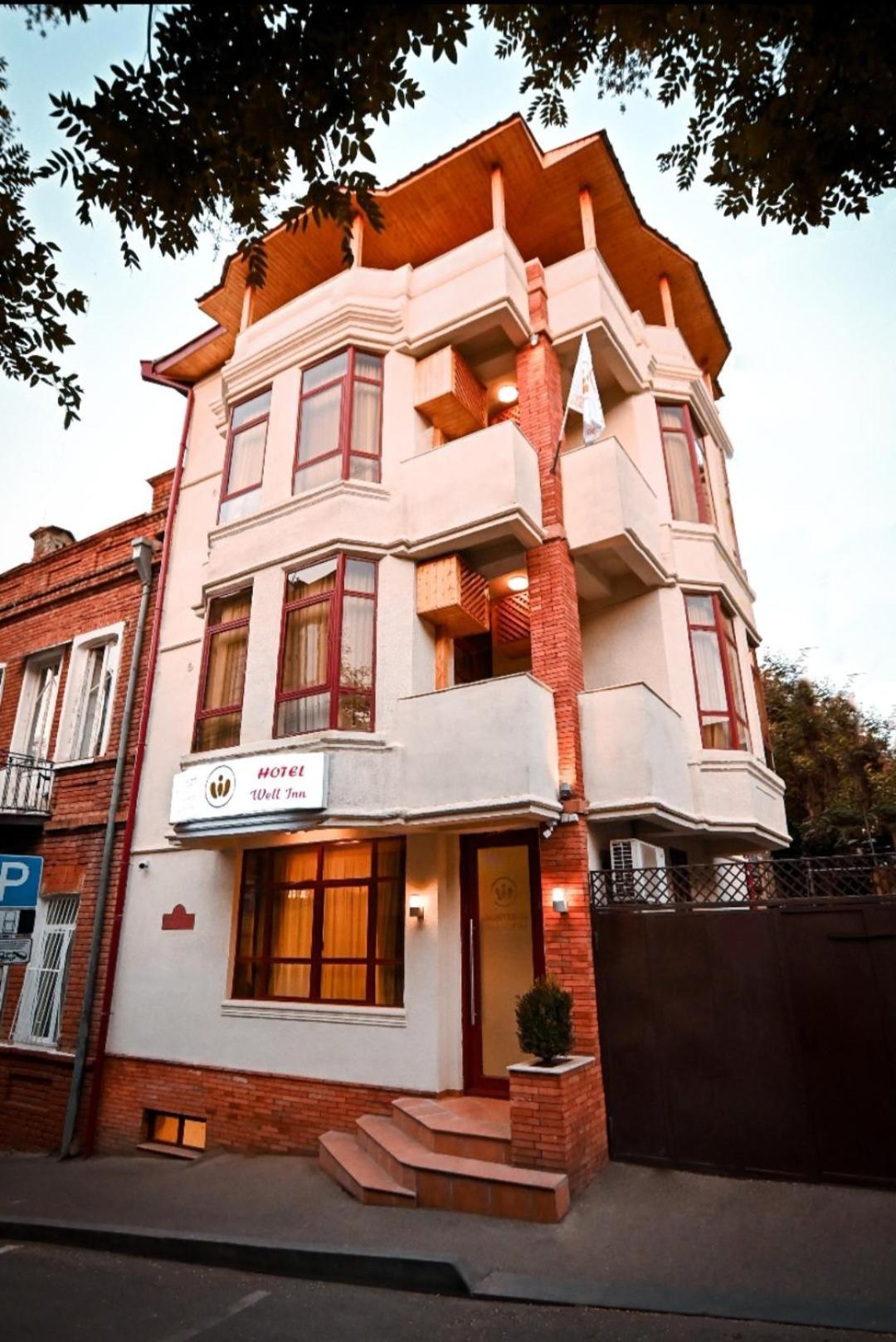 Hotel Well Inn Тбілісі Екстер'єр фото