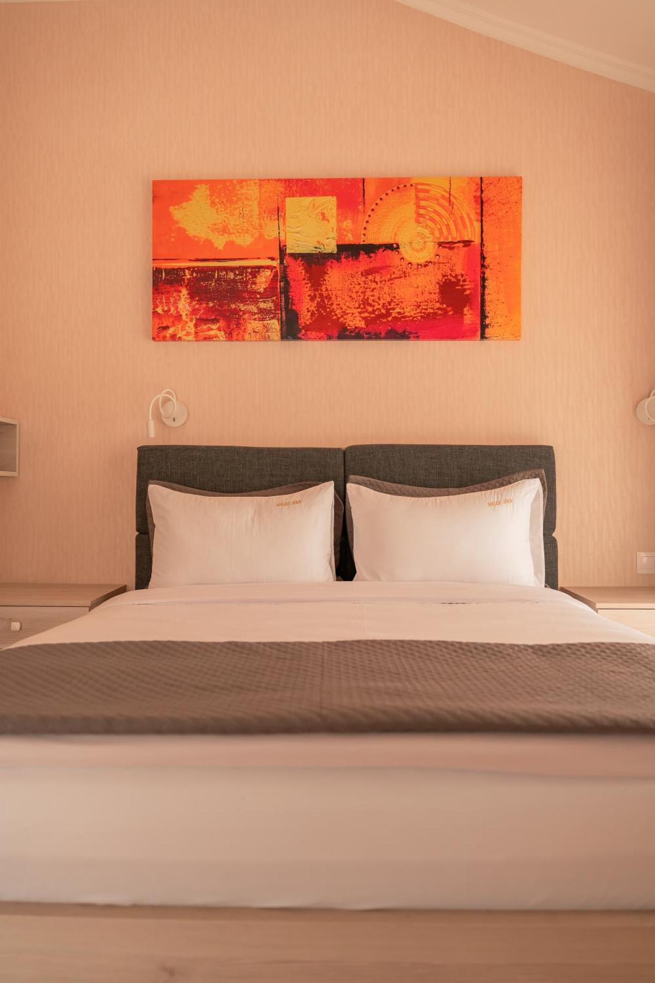Hotel Well Inn Тбілісі Екстер'єр фото
