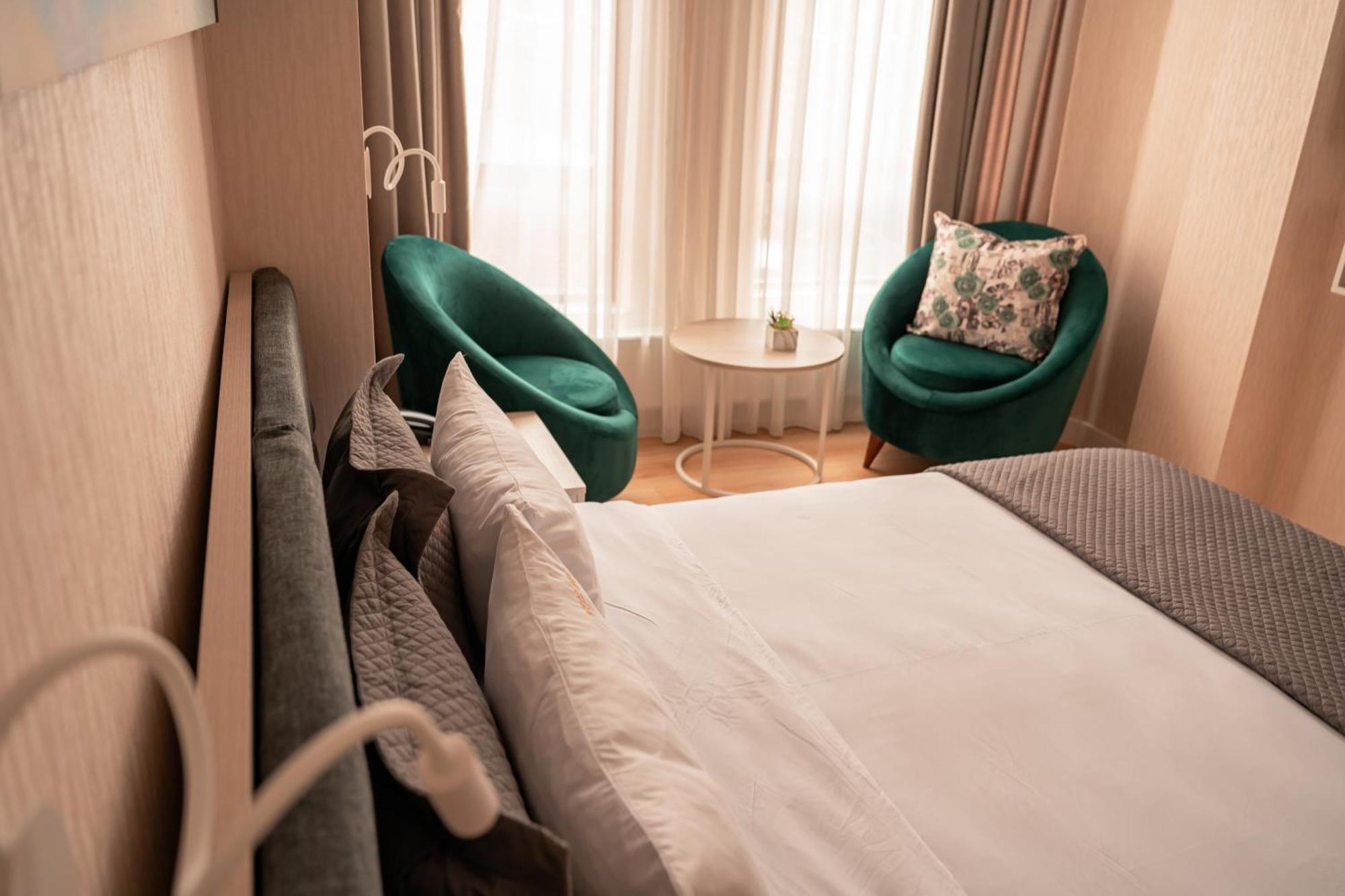 Hotel Well Inn Тбілісі Екстер'єр фото