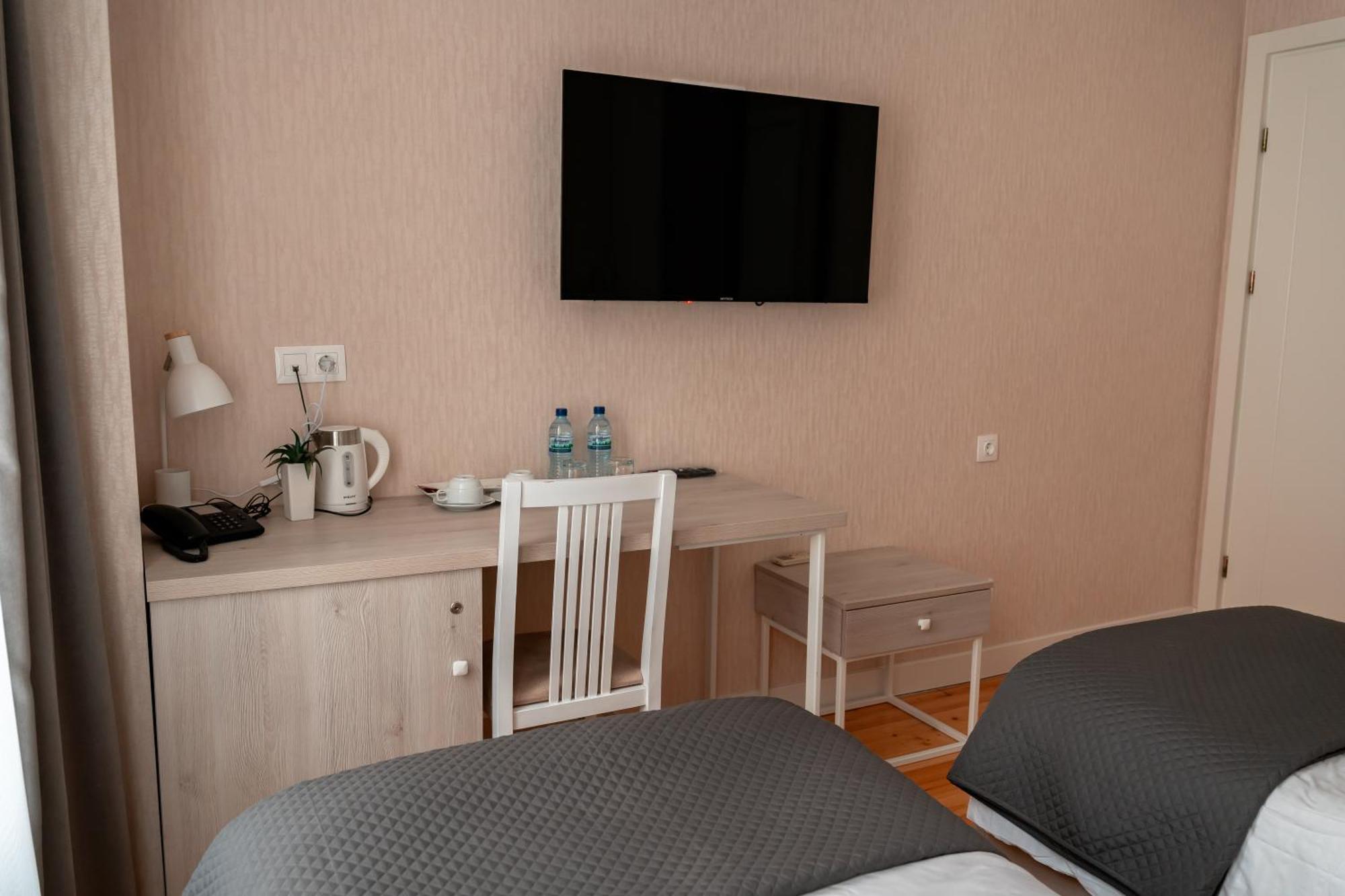 Hotel Well Inn Тбілісі Екстер'єр фото